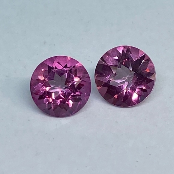 NATURAL Loose 8mm Pink Topaz 4.5 Carats Checkerboard Cut. - Picture 2 of 4